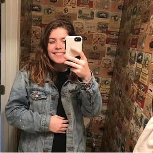 Meet your Posher, Dana